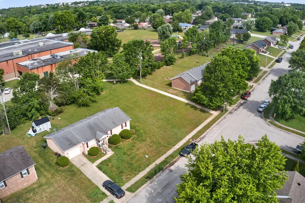 400 Bohicket Road Wilmore KY 40390