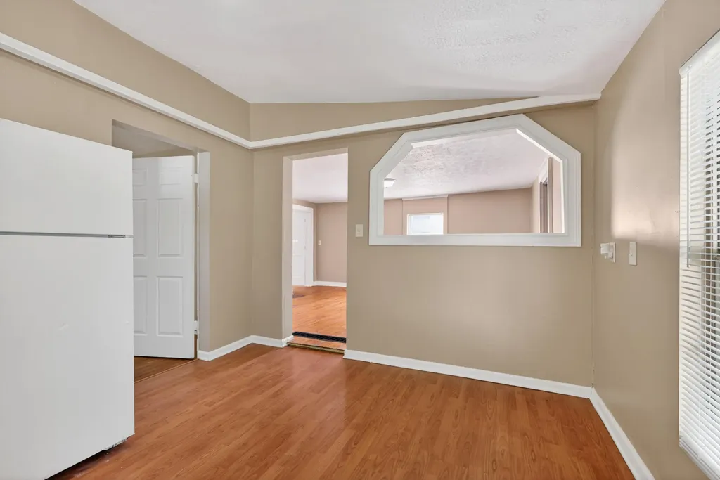 130 St. Clair Street Versailles KY 40383