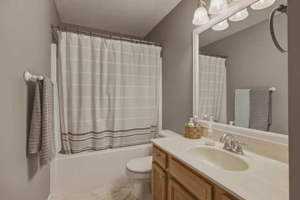 1005 Cedar Ridge Court Lawrenceburg KY 40342