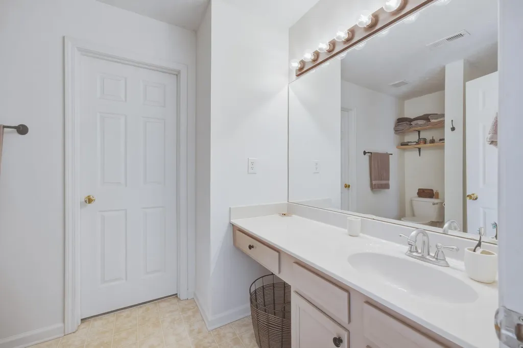 1005 Cedar Ridge Court Lawrenceburg KY 40342