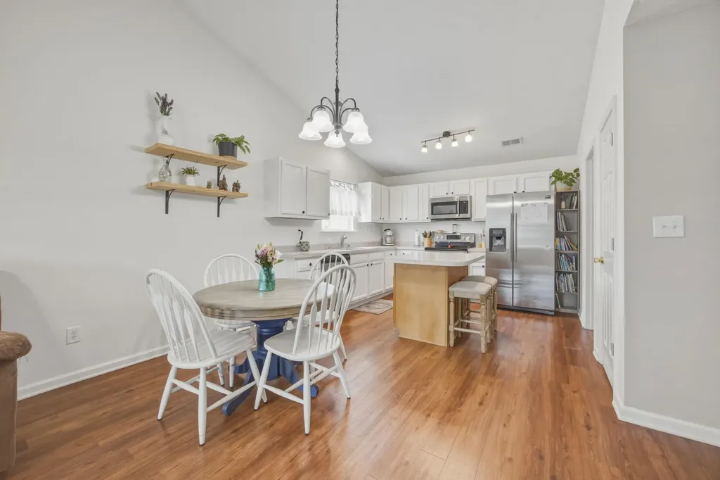 1005 Cedar Ridge Court Lawrenceburg KY 40342