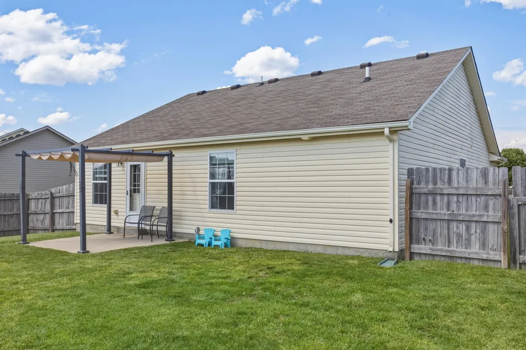 1005 Cedar Ridge Court Lawrenceburg KY 40342