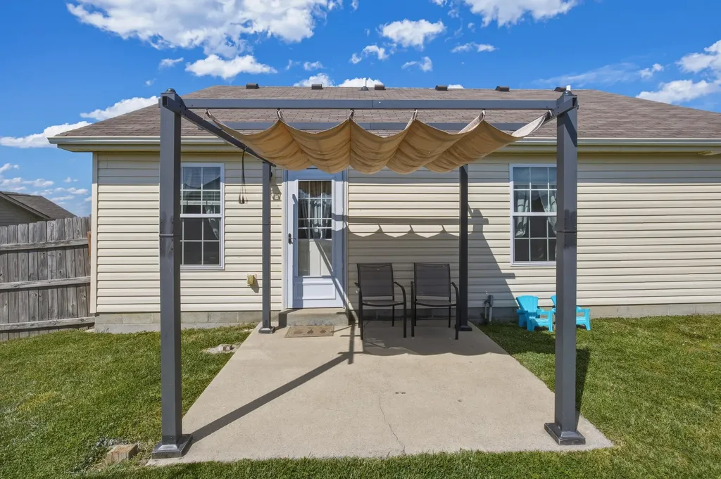 1005 Cedar Ridge Court Lawrenceburg KY 40342