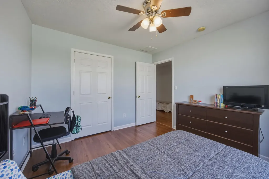 1005 Cedar Ridge Court Lawrenceburg KY 40342