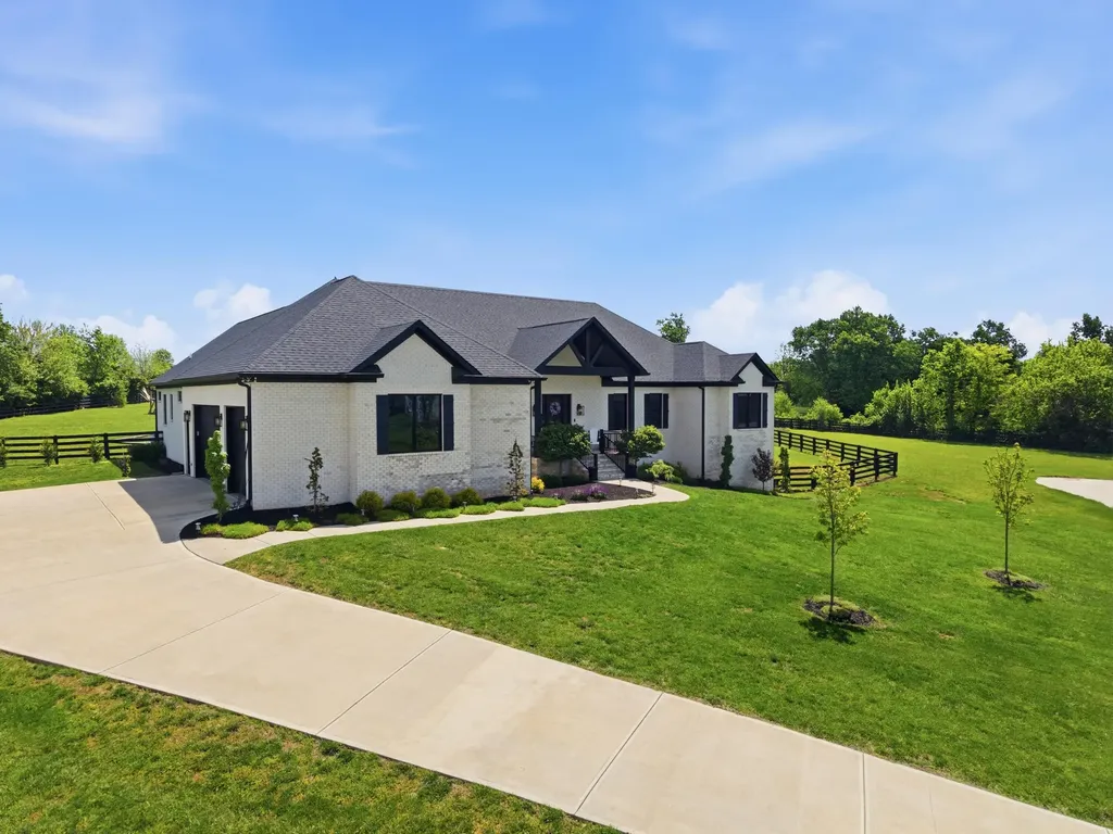 1112 Gallant Drive Wilmore KY 40390