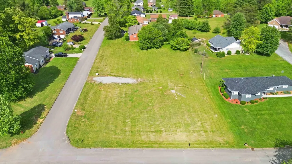 1910 Lancelot Drive Somerset KY 42503