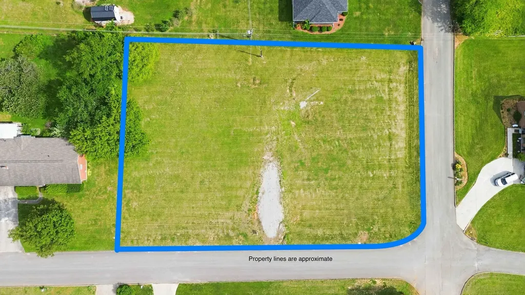 1910 Lancelot Drive Somerset KY 42503