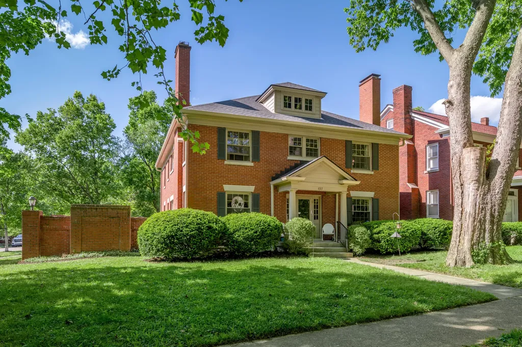 137 Sycamore Road Lexington KY 40502