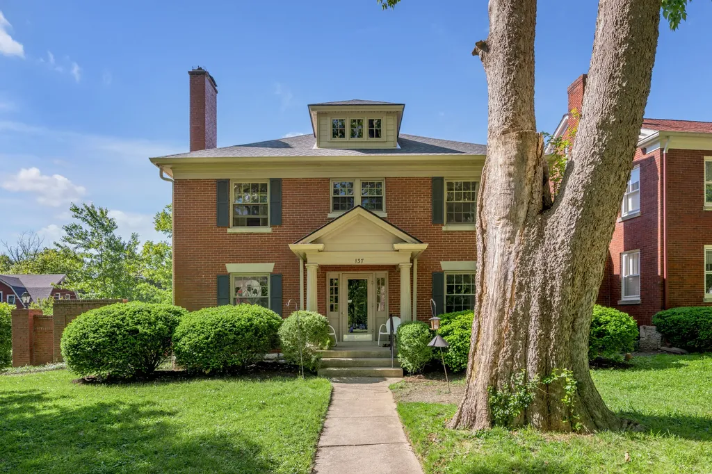 137 Sycamore Road Lexington KY 40502