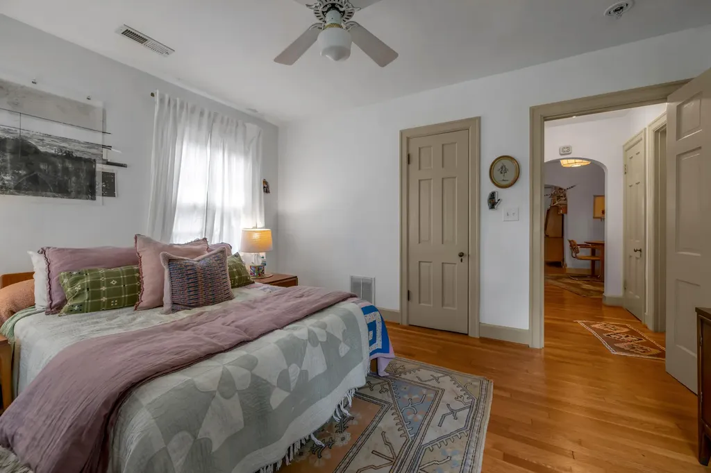 137 Sycamore Road Lexington KY 40502