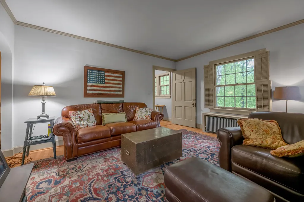 137 Sycamore Road Lexington KY 40502