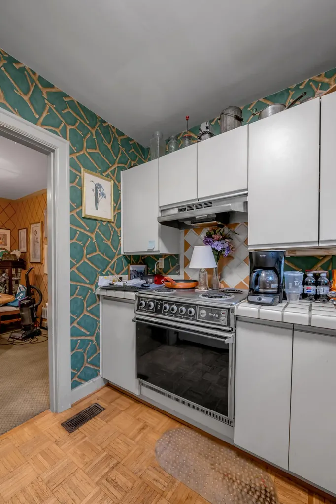 137 Sycamore Road Lexington KY 40502