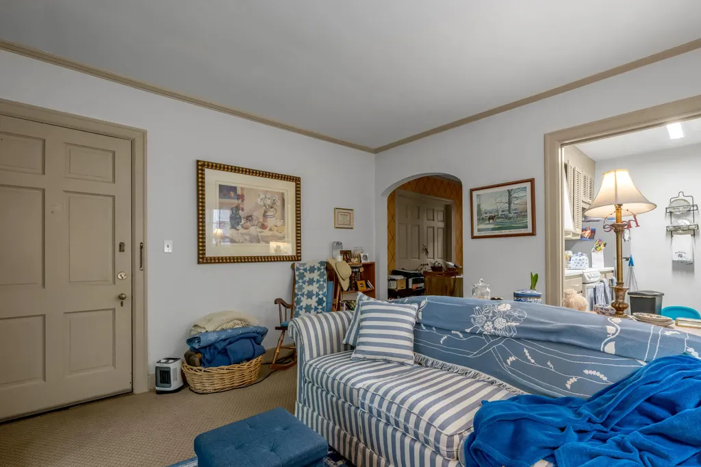 137 Sycamore Road Lexington KY 40502