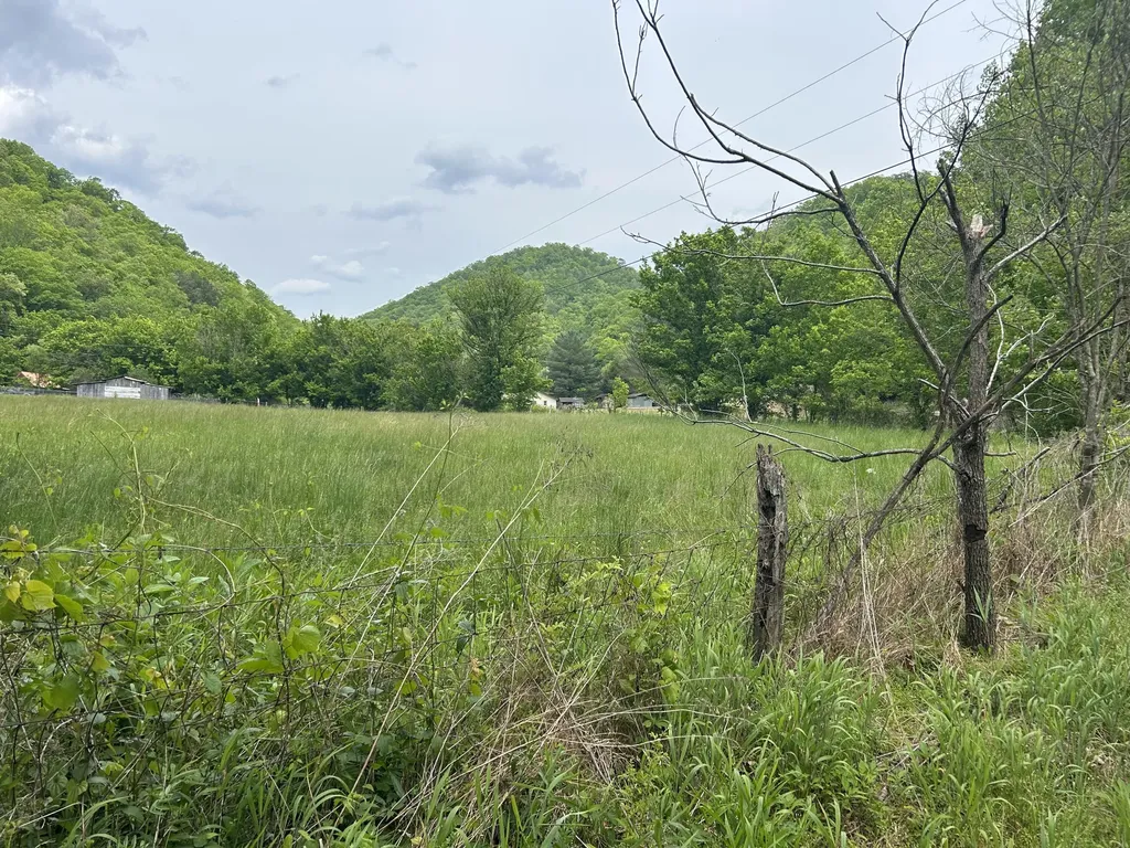 00 Jacks Creek Road Oneida KY 40972