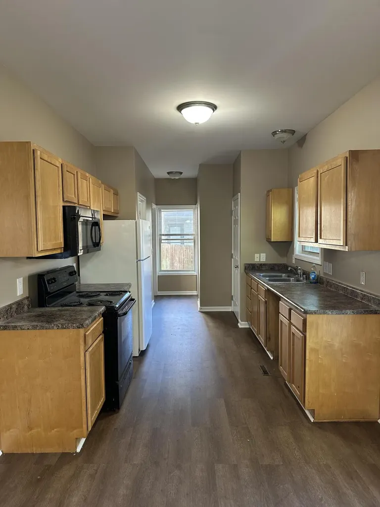 3933 Pine Ridge Way Lexington KY 40514