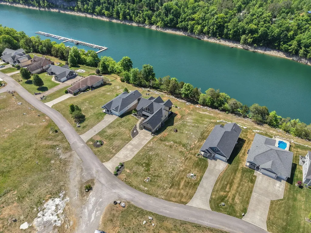 Lot 10 W Canterbury Drive Bronston KY 42518