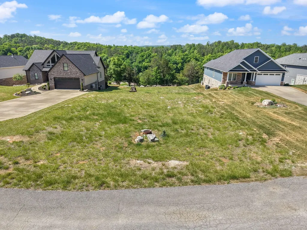 Lot 10 W Canterbury Drive Bronston KY 42518
