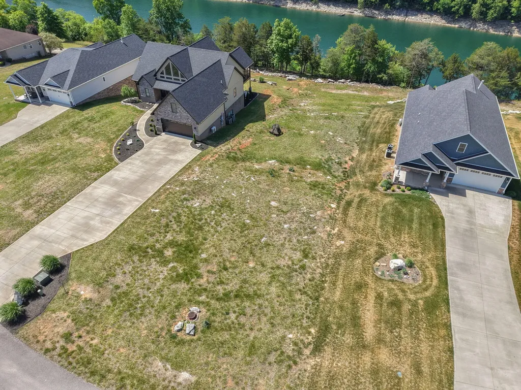 Lot 10 W Canterbury Drive Bronston KY 42518