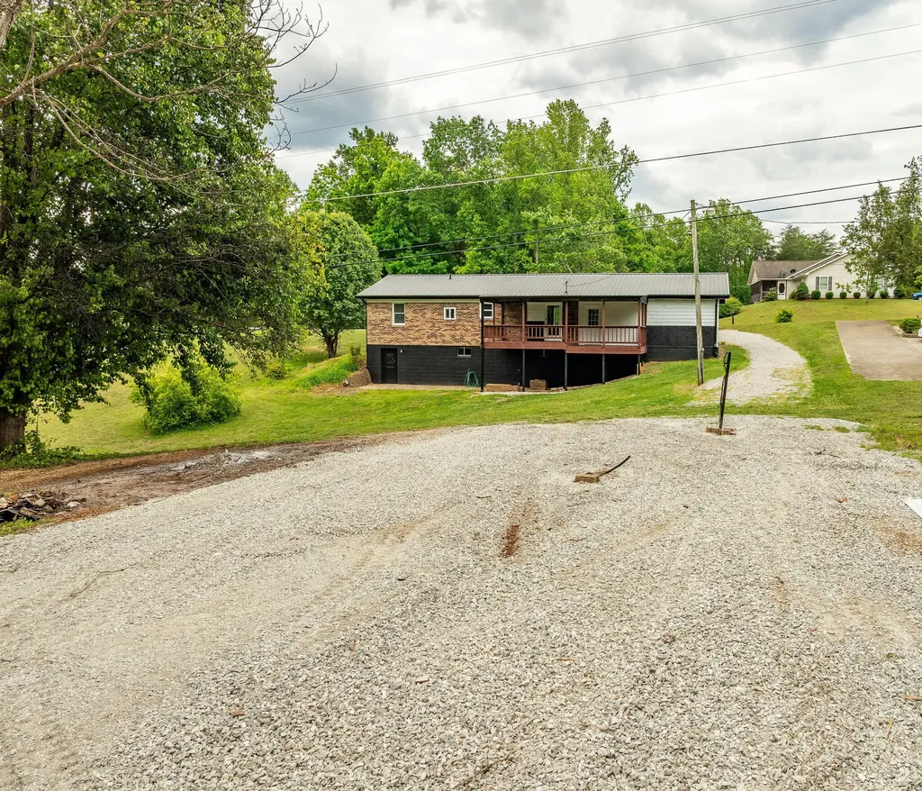 1070 Kentucky 2393 Monticello KY 42633