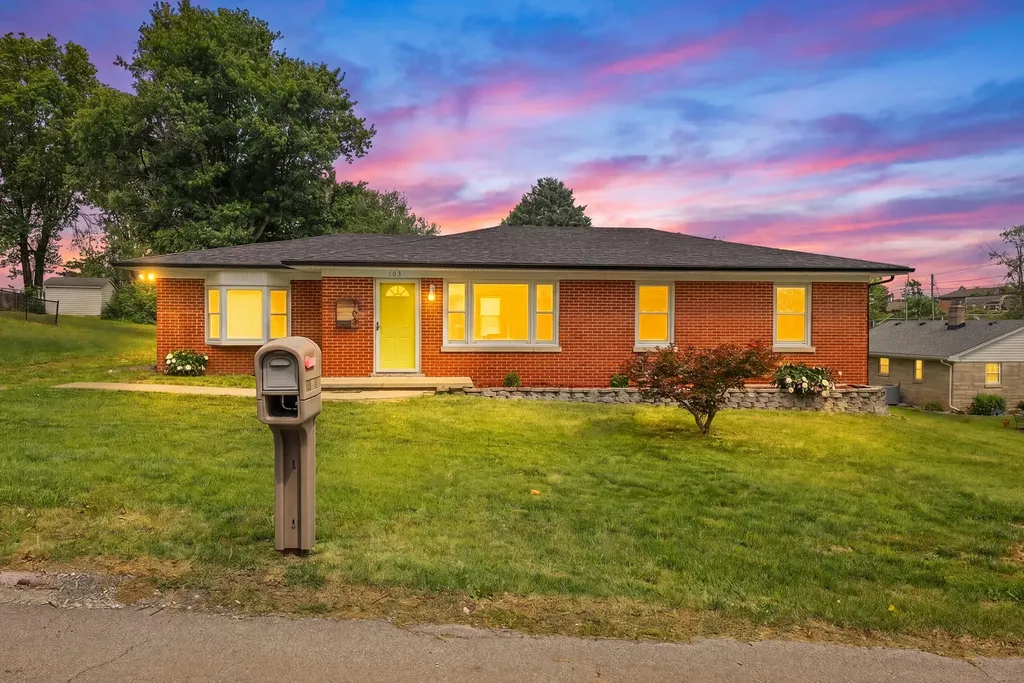 103 Highland View Drive Richmond KY 40475