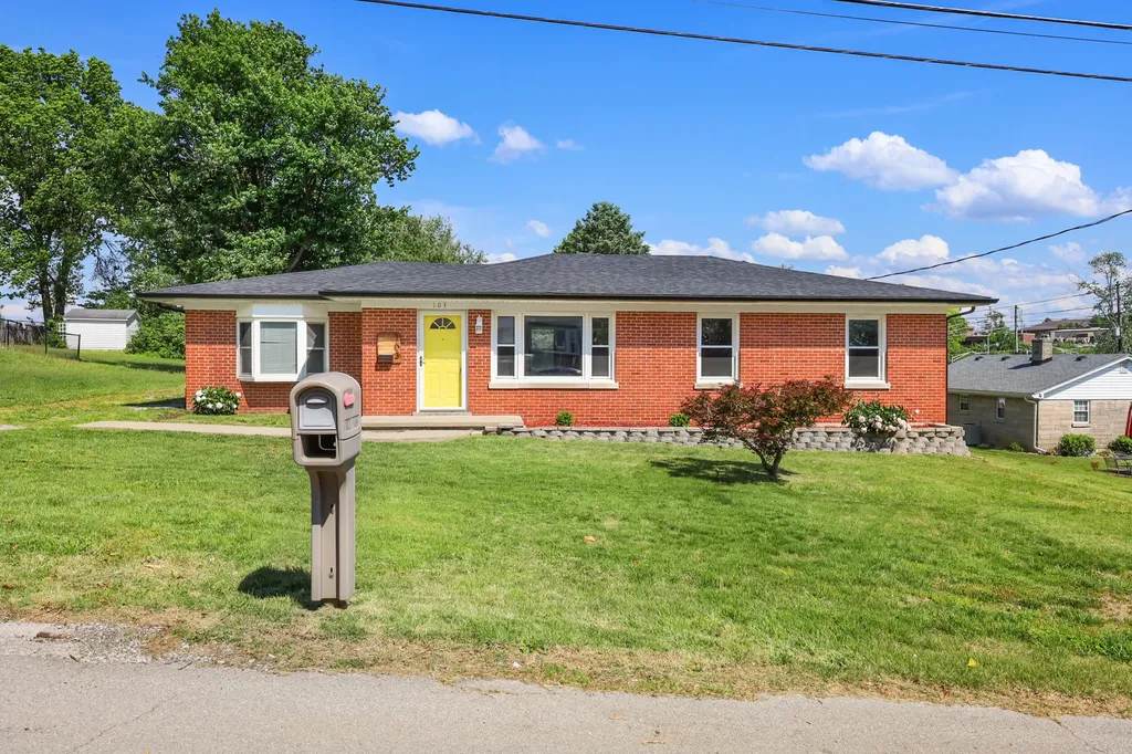 103 Highland View Drive Richmond KY 40475