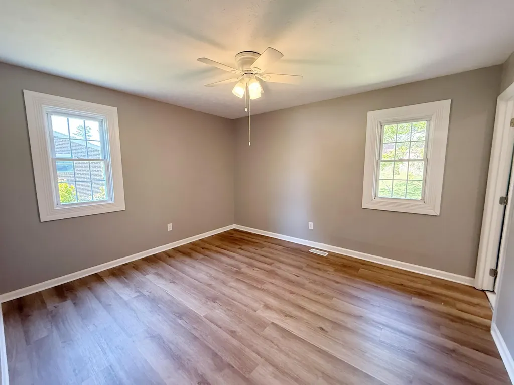 320 Kentucky Avenue Versailles KY 40383