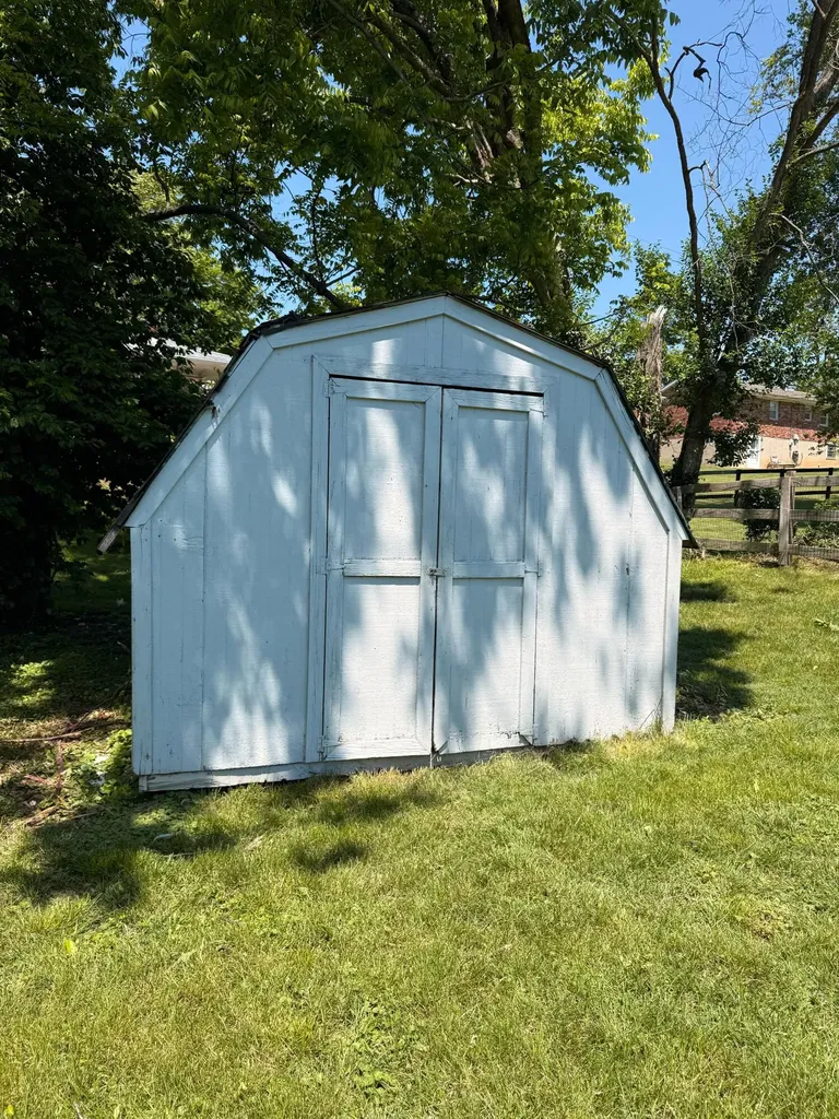 320 Kentucky Avenue Versailles KY 40383