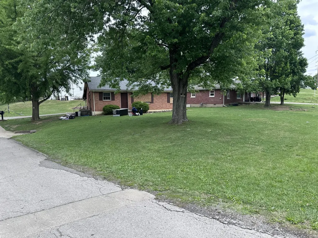 203 Cowden Court Lancaster KY 40444