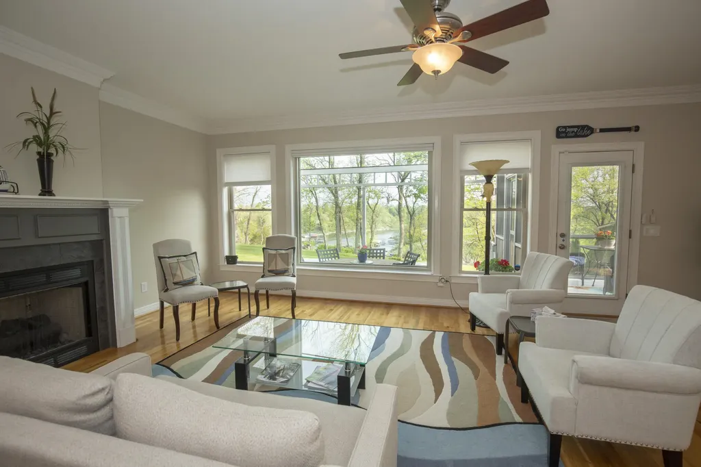 360 Persimmon Way Harrodsburg KY 40330