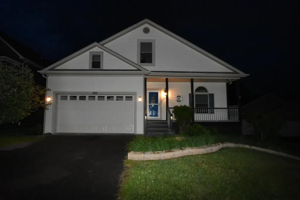 360 Persimmon Way Harrodsburg KY 40330