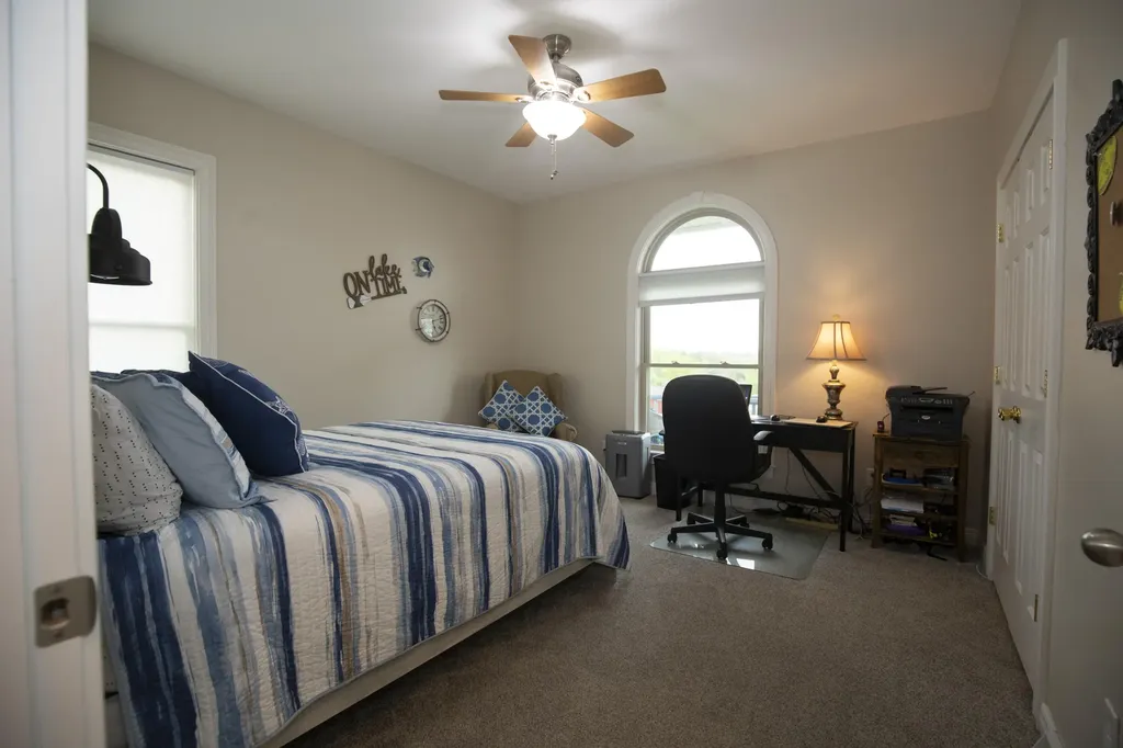 360 Persimmon Way Harrodsburg KY 40330