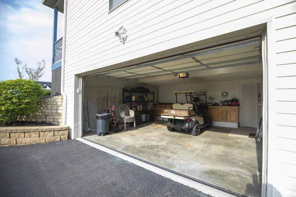360 Persimmon Way Harrodsburg KY 40330