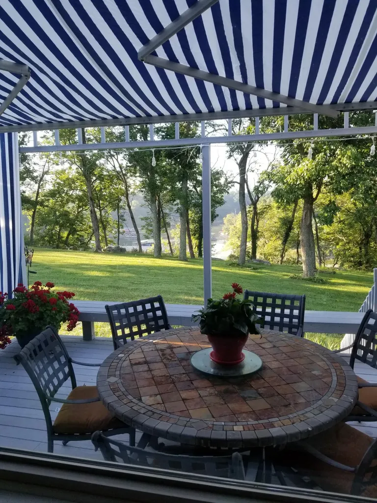 360 Persimmon Way Harrodsburg KY 40330
