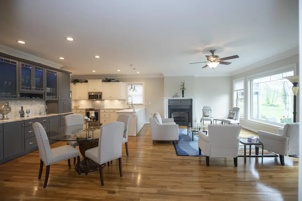 360 Persimmon Way Harrodsburg KY 40330