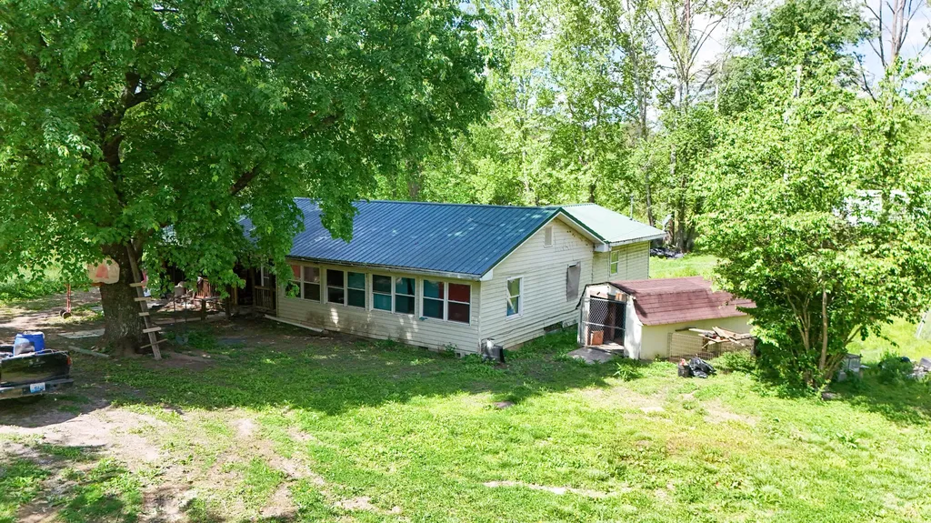 1921 State Highway 1804 Williamsburg KY 40769