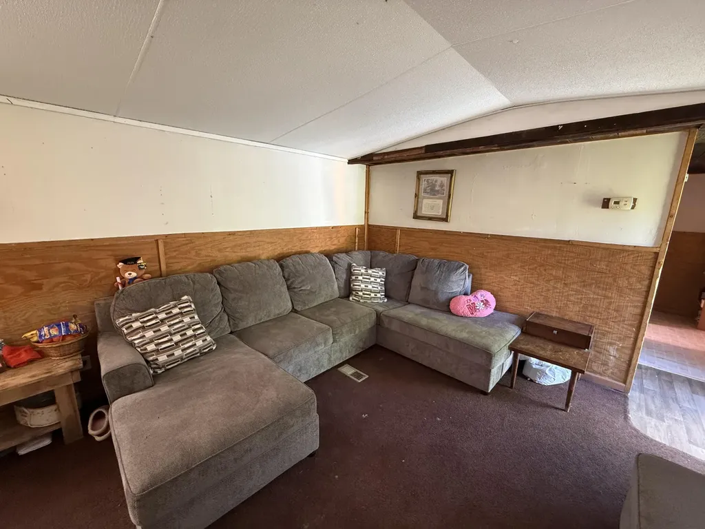 1921 State Highway 1804 Williamsburg KY 40769