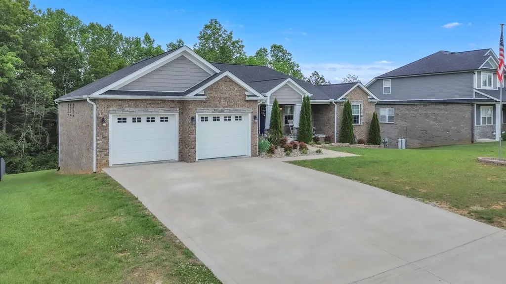 143 Lake Ridge Road Somerset KY 42503