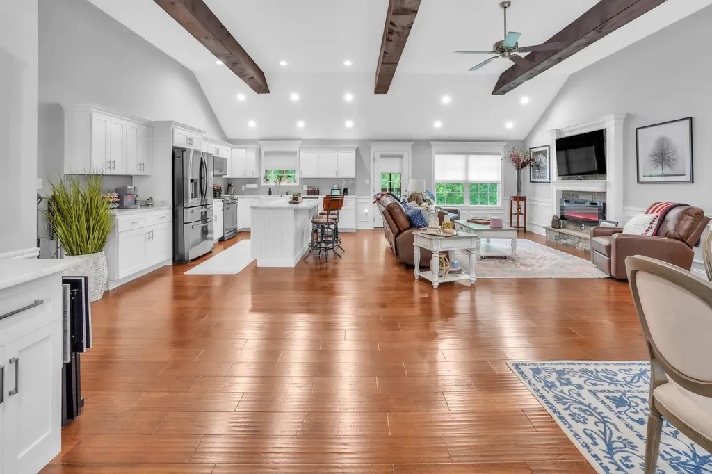 143 Lake Ridge Road Somerset KY 42503
