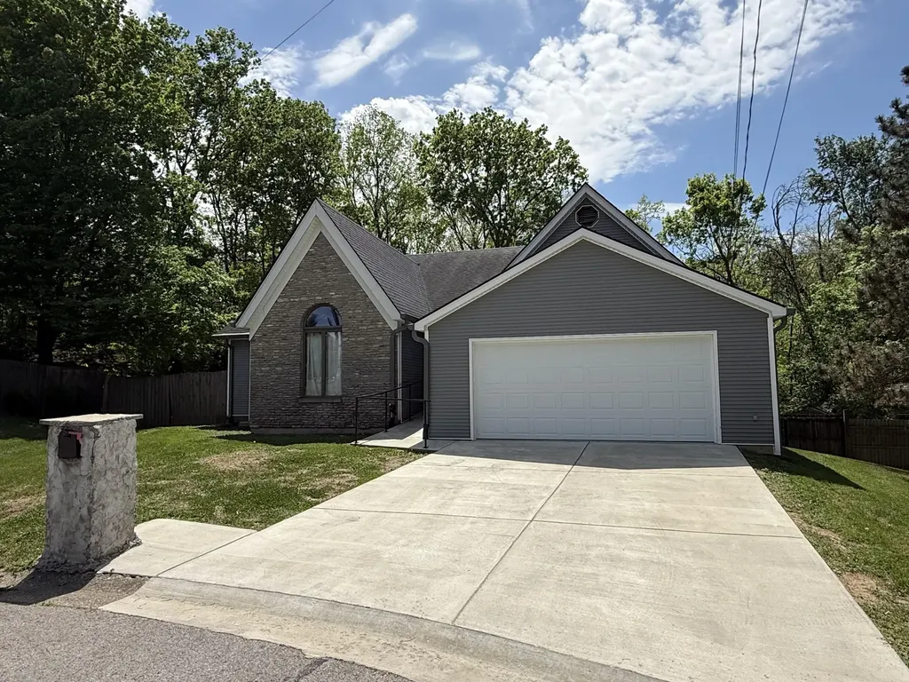 3622 Stamper Drive Winchester KY 40391