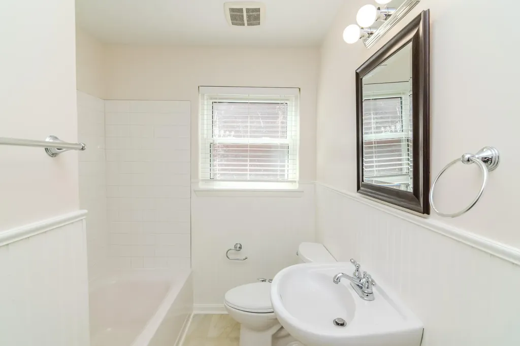 537 Springhill Drive Lexington KY 40503