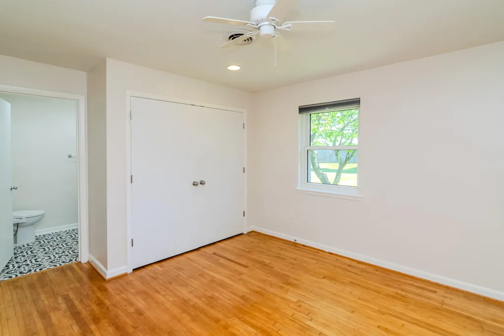 537 Springhill Drive Lexington KY 40503