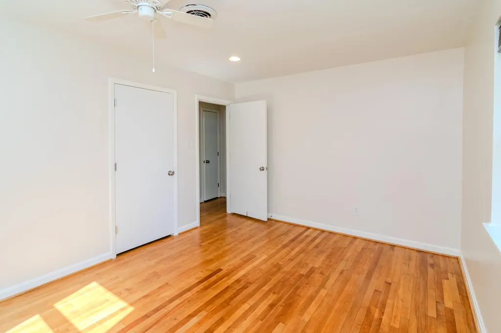 537 Springhill Drive Lexington KY 40503