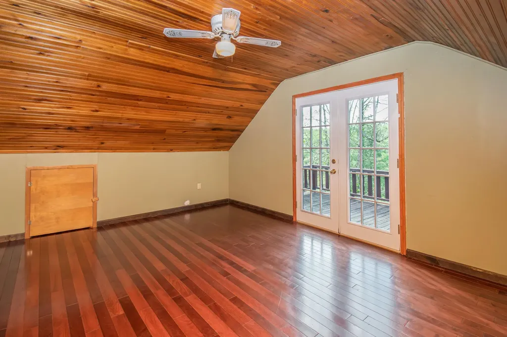 129 Douglas Hollow Olive Hill KY 41164
