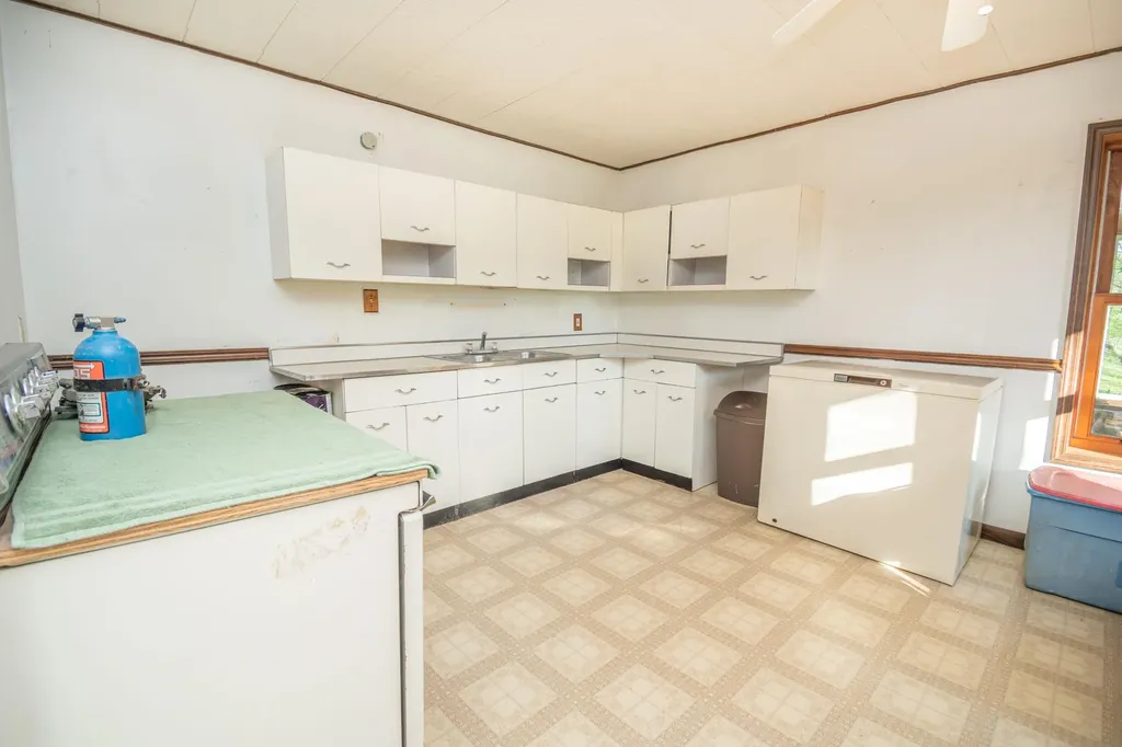 129 Douglas Hollow Olive Hill KY 41164