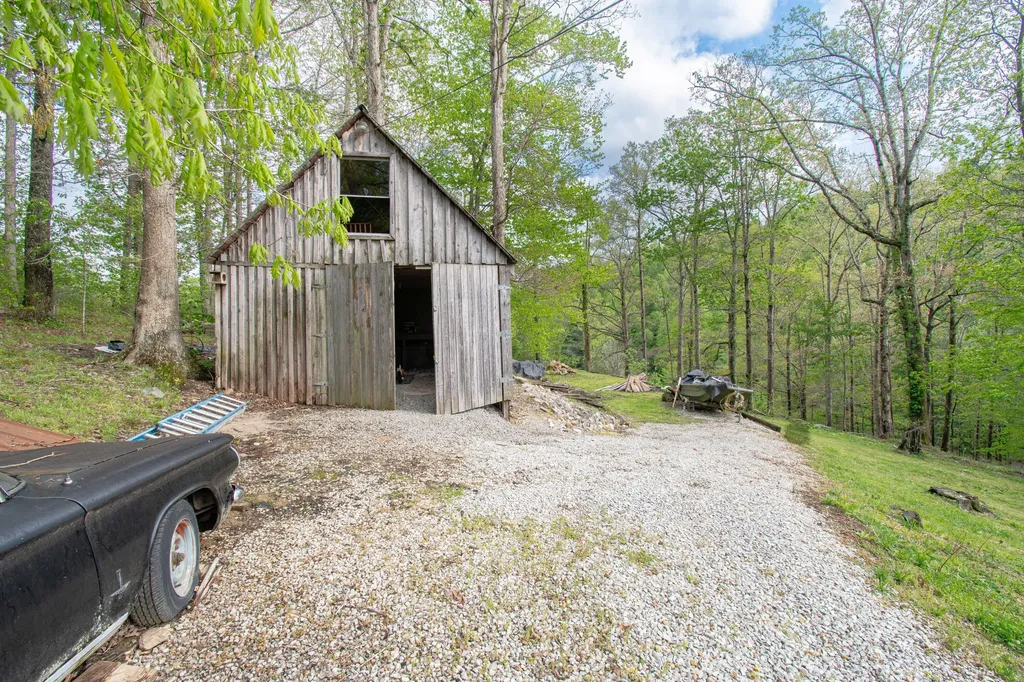 129 Douglas Hollow Olive Hill KY 41164