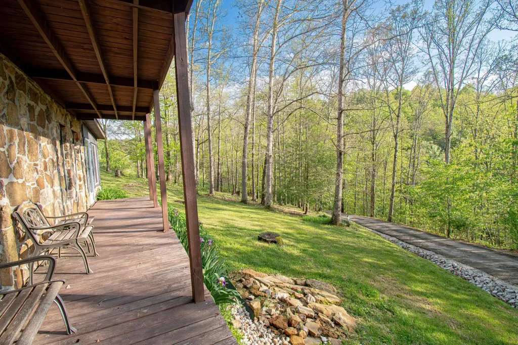 129 Douglas Hollow Olive Hill KY 41164