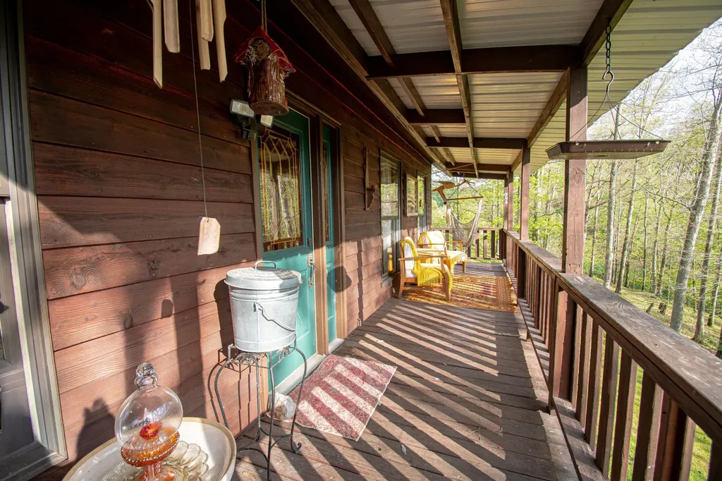 129 Douglas Hollow Olive Hill KY 41164