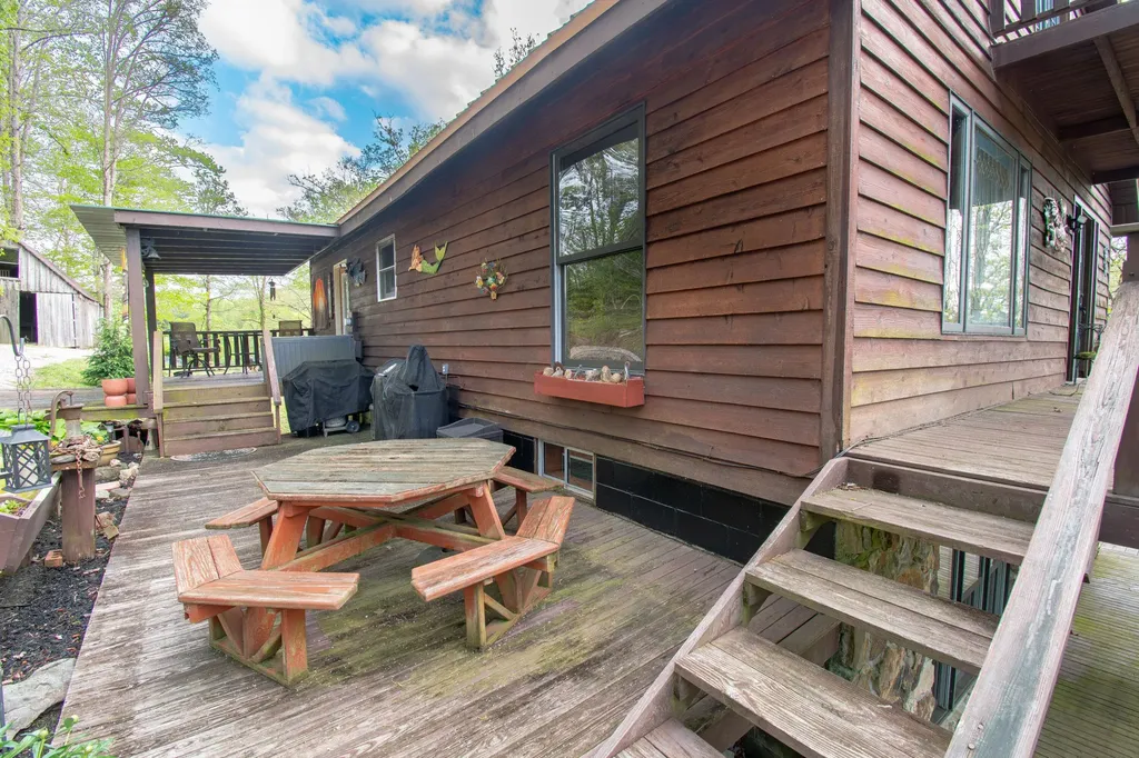 129 Douglas Hollow Olive Hill KY 41164