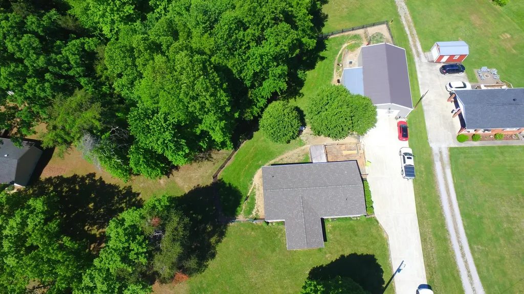 2384 Mcwhorter Road London KY 40741