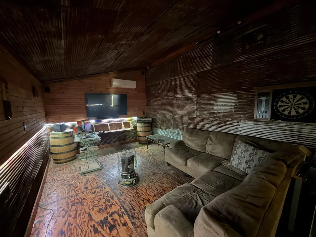 2384 Mcwhorter Road London KY 40741